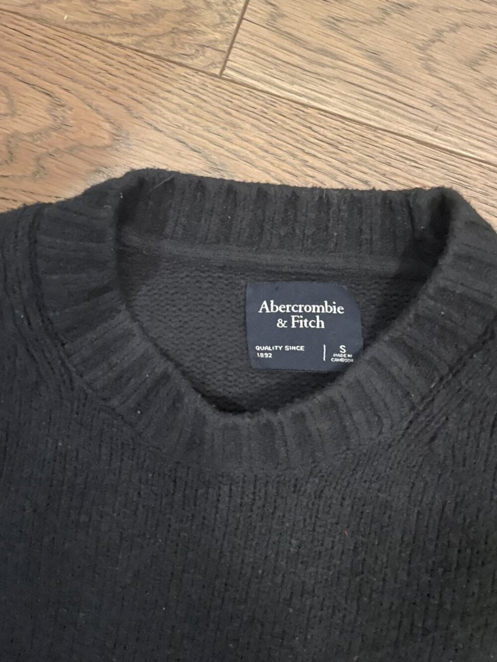 Abercrombie & Fitch Black Men's Size Small Cotton Blend Crew Neck Sweater - Picture 2 of 3